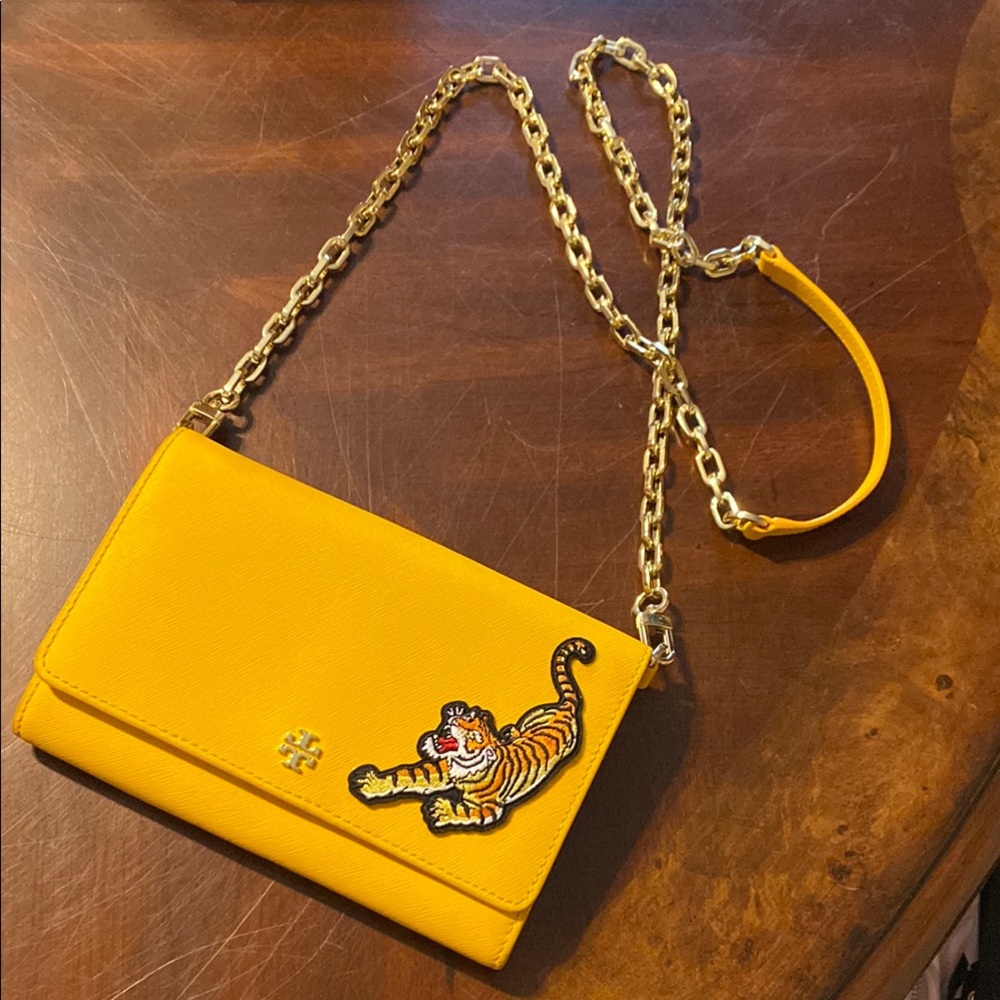 Tory Burch Crossbody Bag with Tiger Patch and Gold Chain